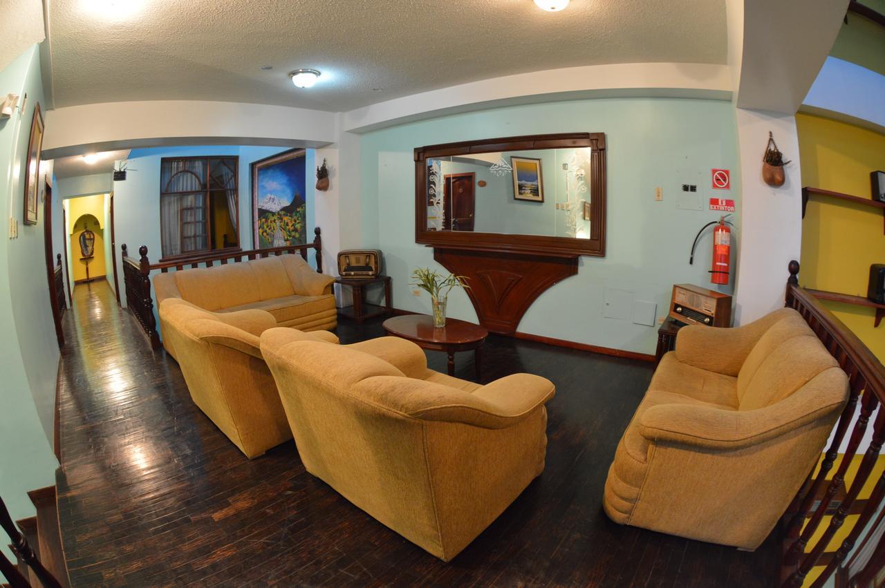 Hotel Estacion Riobamba Kültér fotó